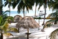 beach scene at El Pescador